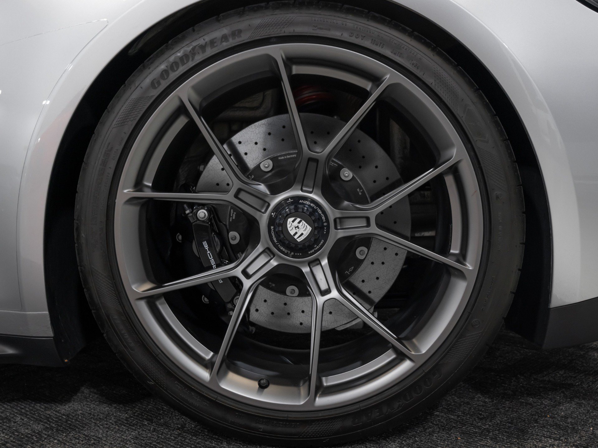 Used 2024 Porsche 911 GT3 RWD image 26