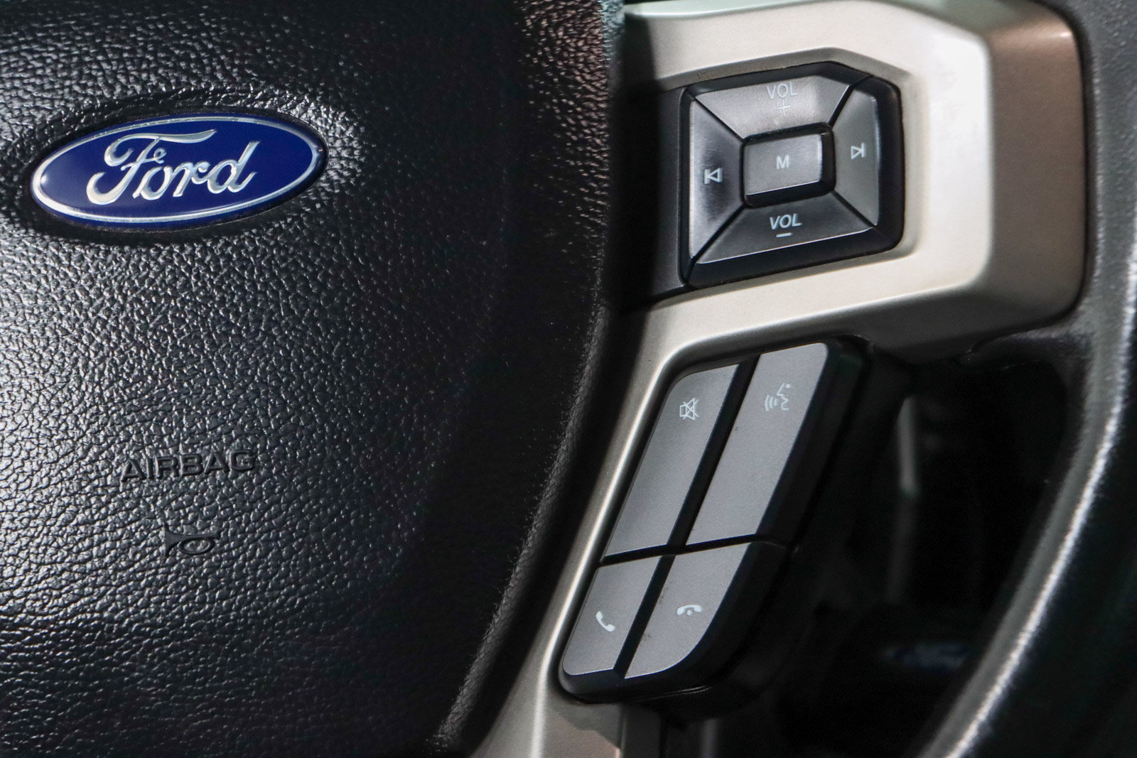 Used 2021 Ford F250 Lariat w/ Lariat Value Package AWD/4WD image 15