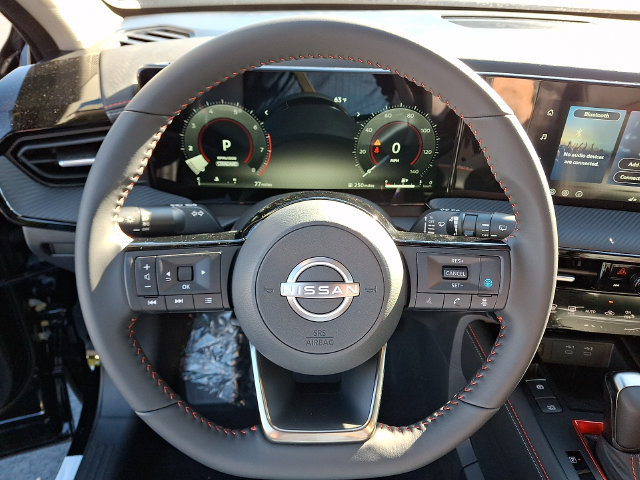 New 2026 Nissan Kicks SR w/ Cold Weather Package AWD/4WD image 9