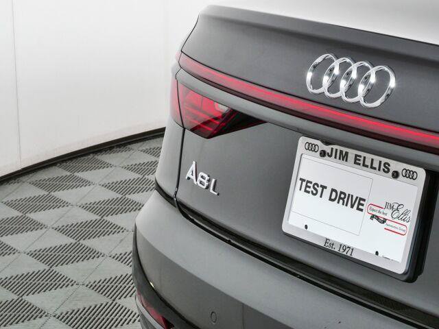 New 2027 Audi A8 L 3.0T AWD/4WD image 39
