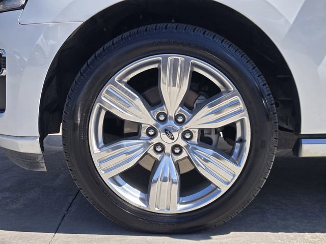 Certified 2023 Ford Expedition Platinum RWD image 13