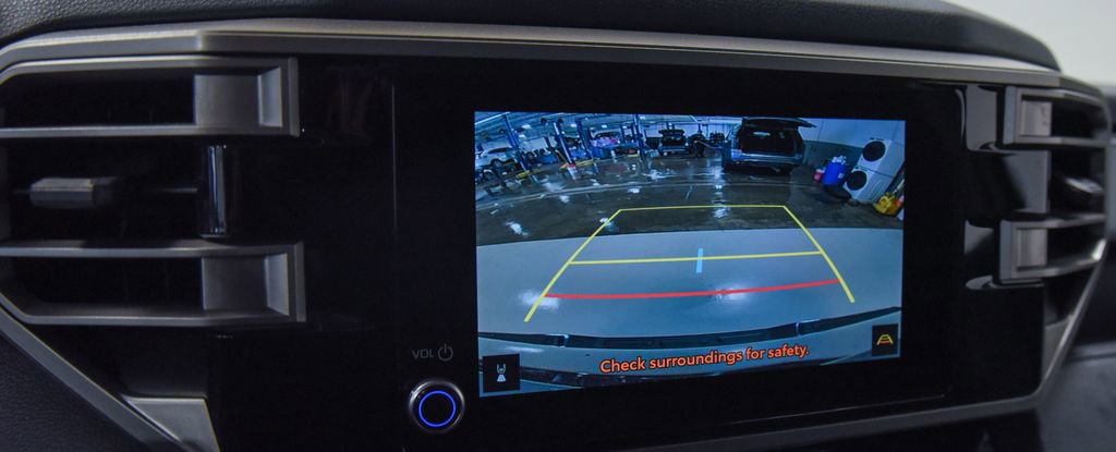 Used 2024 Toyota Tundra SR5 AWD/4WD image 18