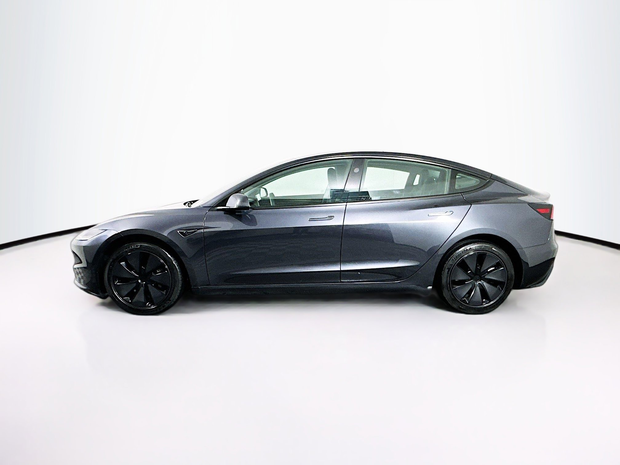 Used 2024 Tesla Model 3 Long Range image 4