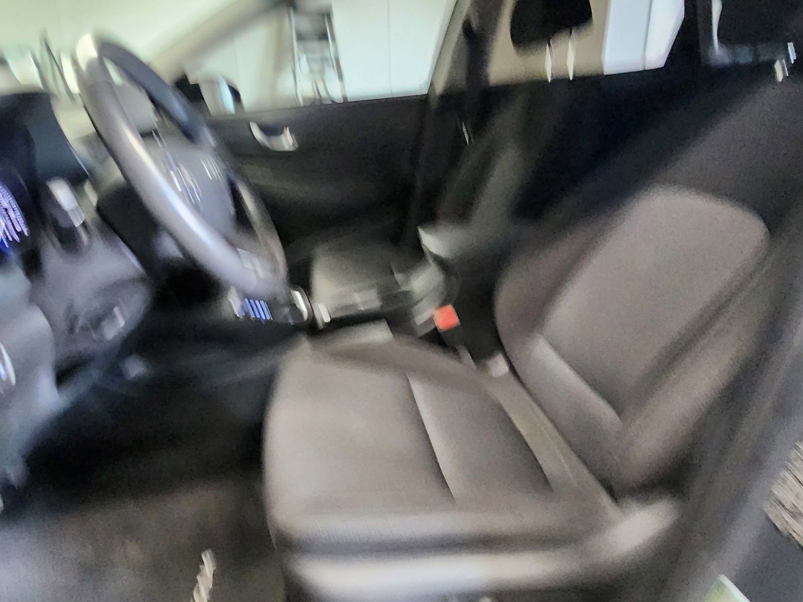 Used 2023 Hyundai Kona SEL w/ Convenience Package image 17