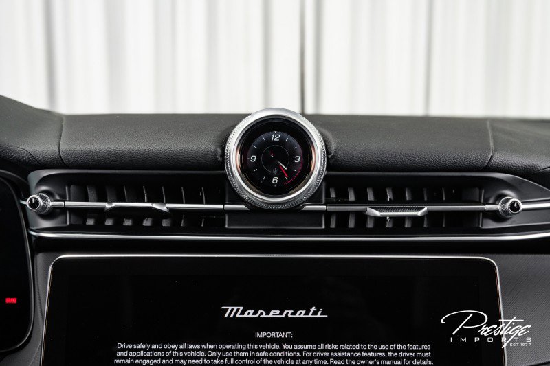 Used 2023 Maserati Grecale Modena image 37