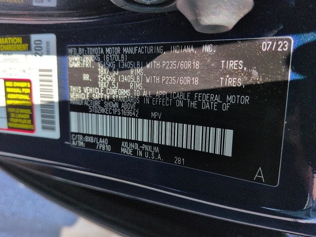 Certified 2023 Toyota Sienna Limited FWD image 15