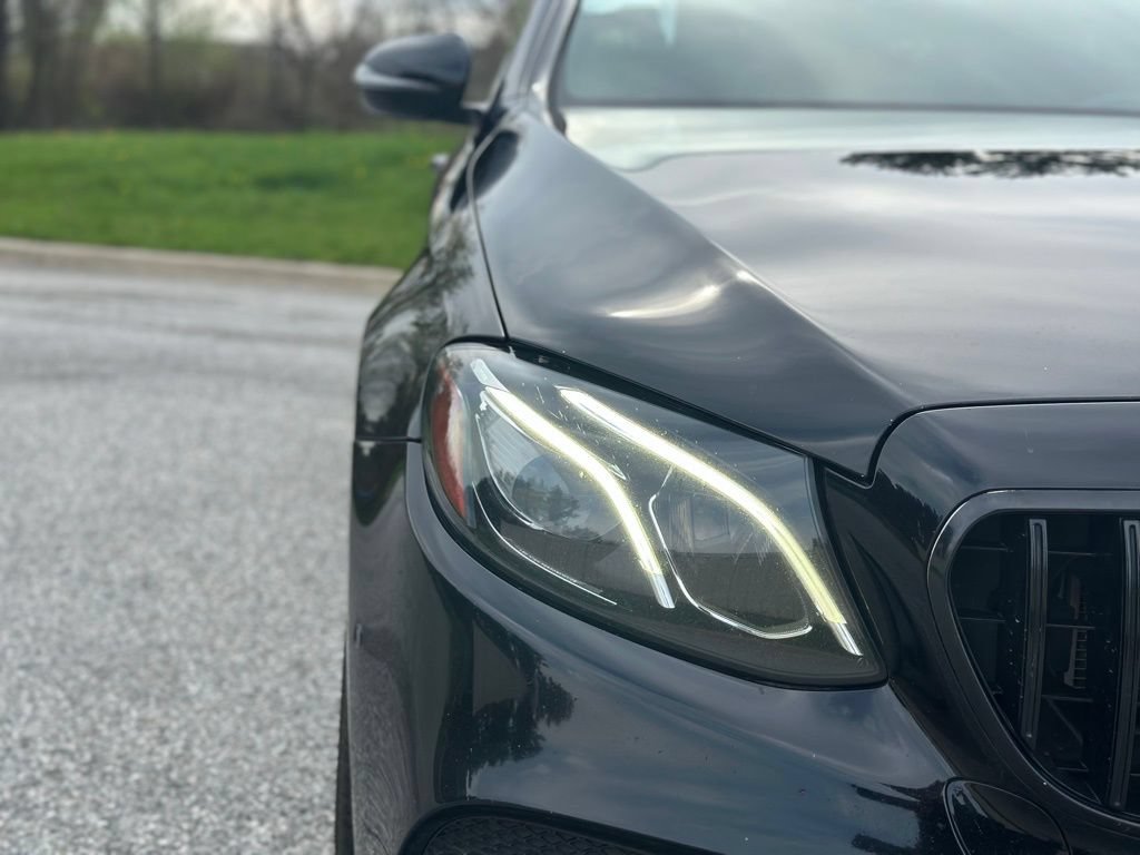 Used 2017 Mercedes-Benz E 300 4MATIC image 10