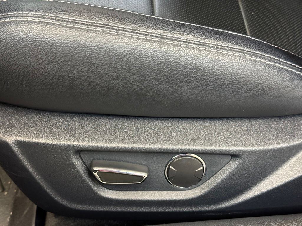 Used 2018 Ford Mustang GT Premium RWD image 13