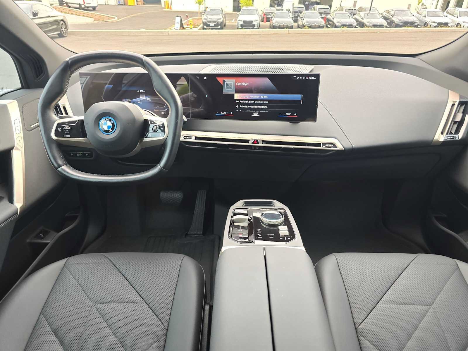 Used 2023 BMW iX xDrive50 w/ Sport Package AWD/4WD image 18