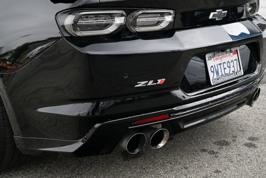 Used 2023 Chevrolet Camaro ZL1 RWD image 11