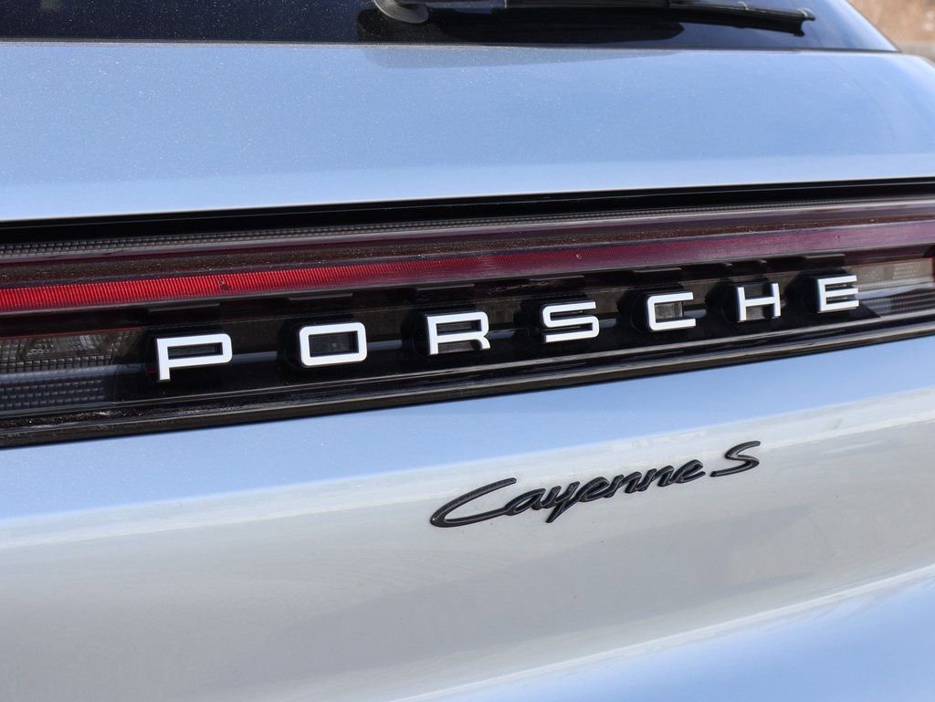 Certified 2026 Porsche Cayenne S AWD/4WD image 6