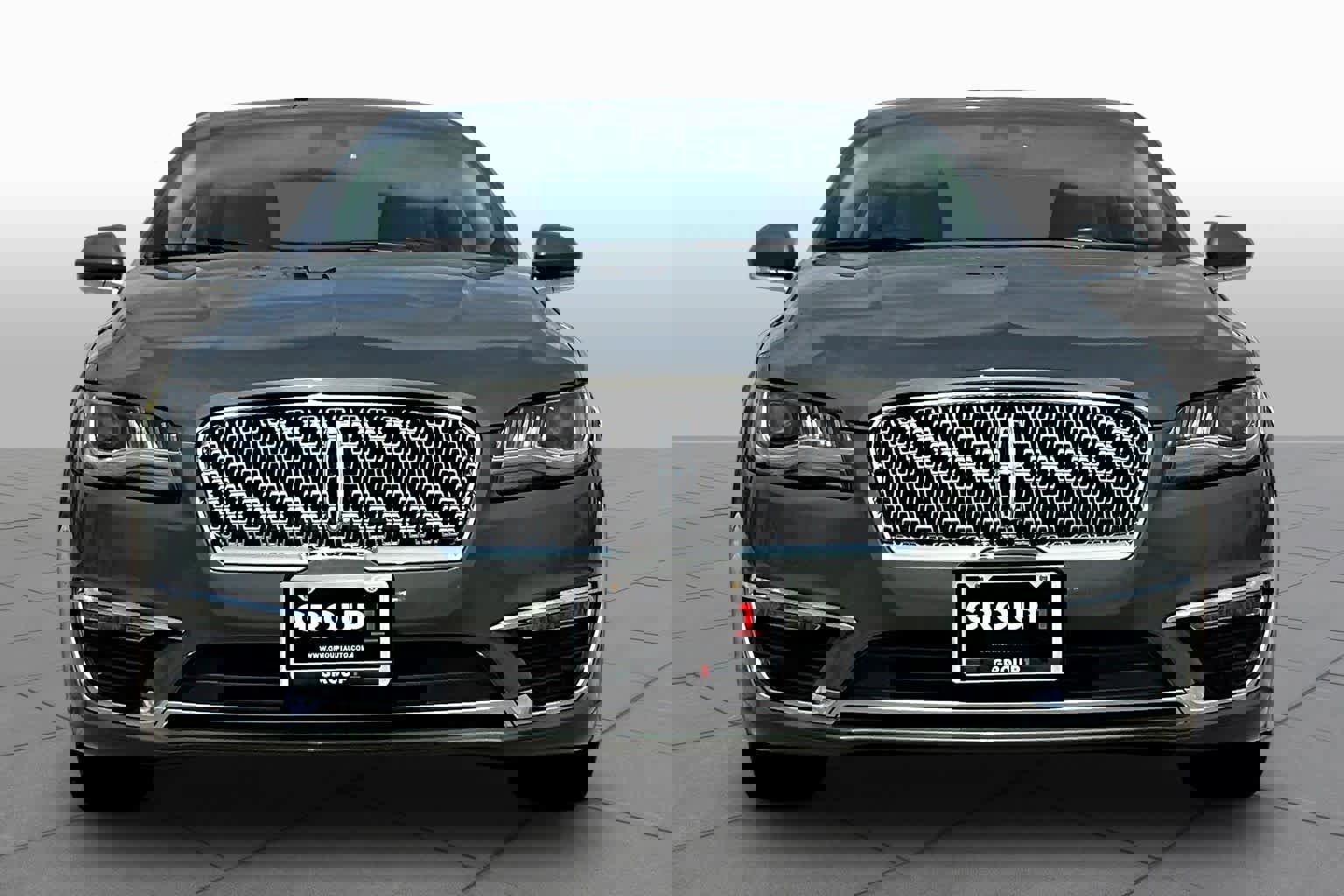 Used 2017 Lincoln MKZ Select w/ Select Plus Package FWD image 4