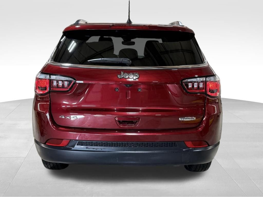 Used 2022 Jeep Compass Latitude image 5