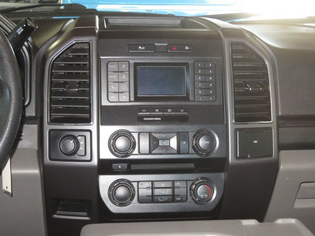 Used 2018 Ford F150 XLT AWD/4WD image 38