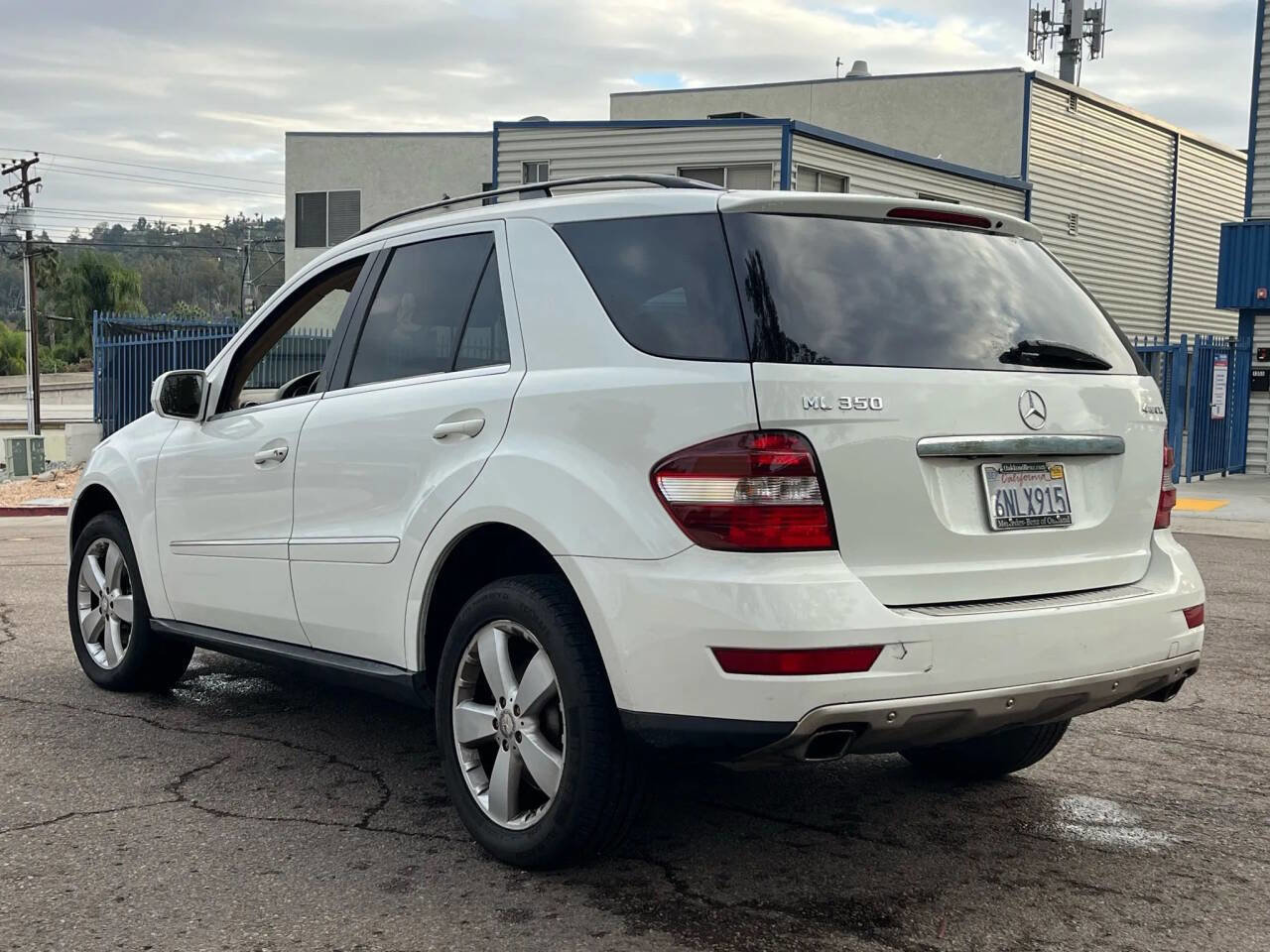 Used 2010 Mercedes-Benz ML 350 4MATIC image 8