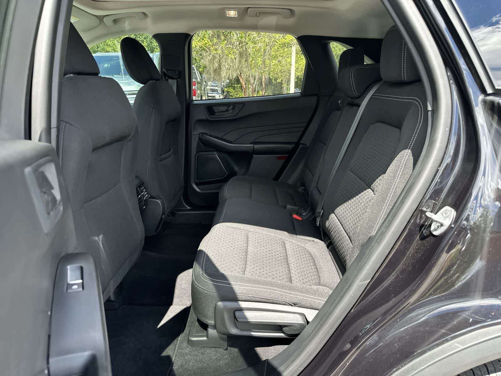 Used 2023 Ford Escape Active w/ Tech Pack #1 FWD image 4
