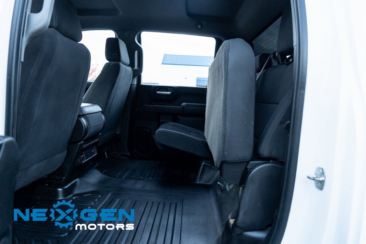 Used 2020 Chevrolet Silverado 2500 W/T image 32