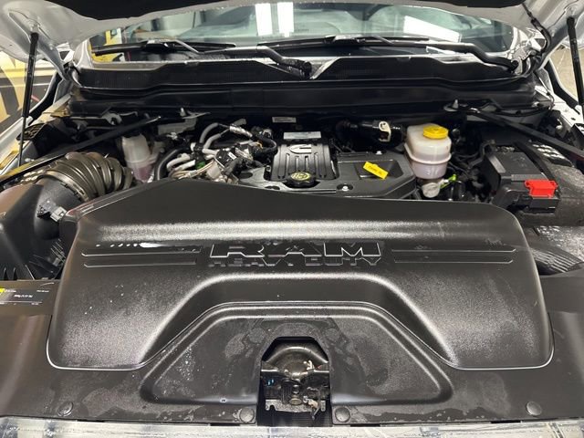 Used 2025 RAM 2500 Tradesman AWD/4WD image 32
