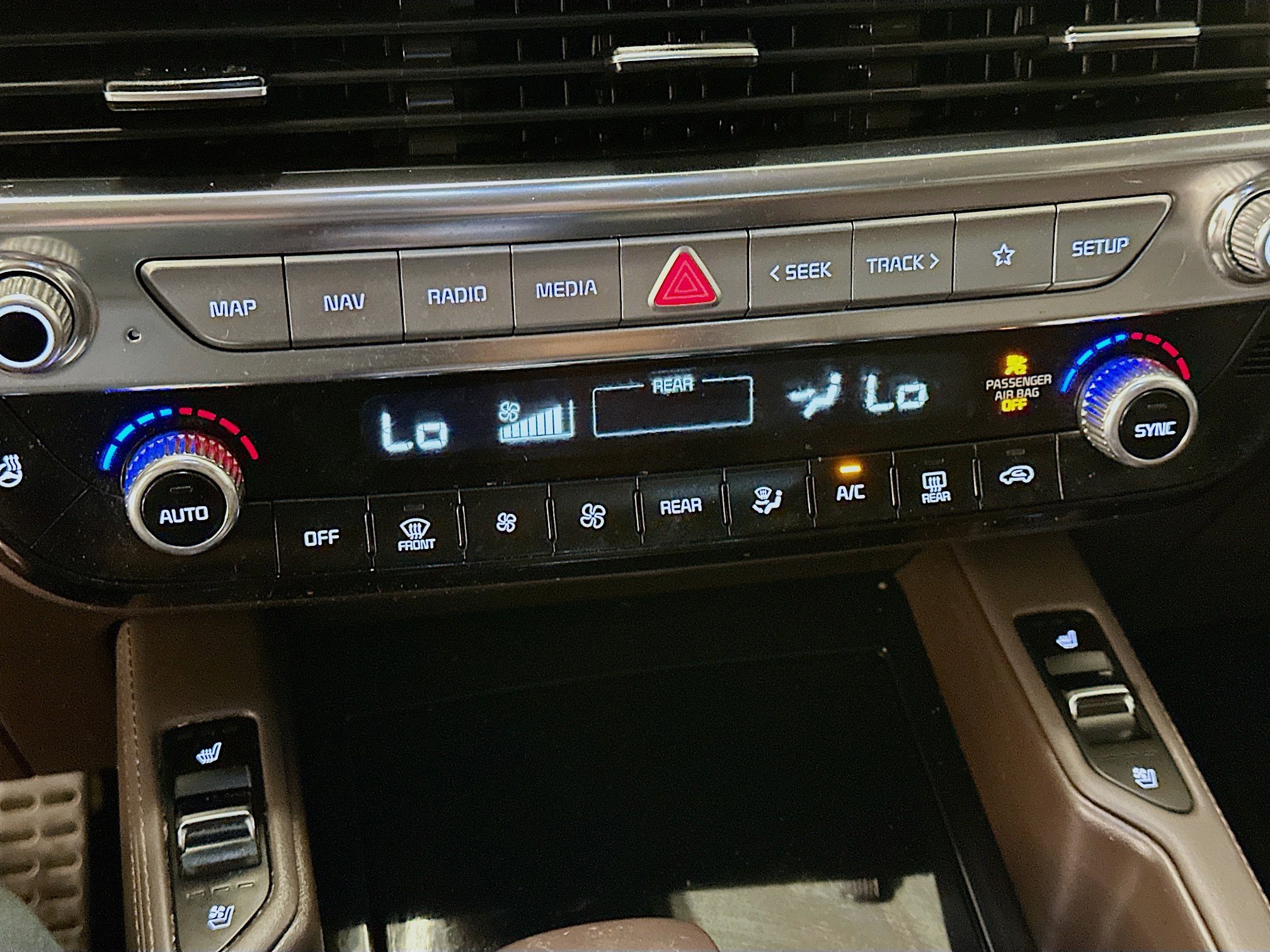 Used 2021 Kia Telluride SX image 24
