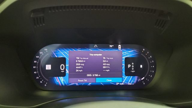 Certified 2024 Volvo XC60 B5 Plus w/ Protection Package Premier AWD/4WD image 16