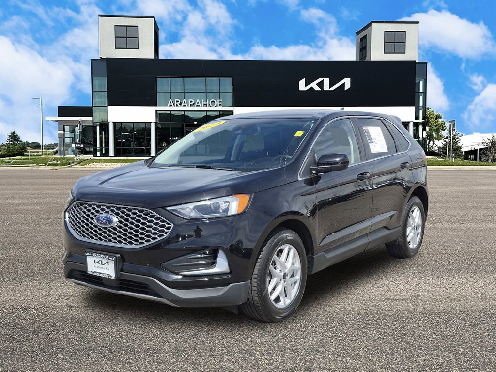 Used 2024 Ford Edge SEL image 4