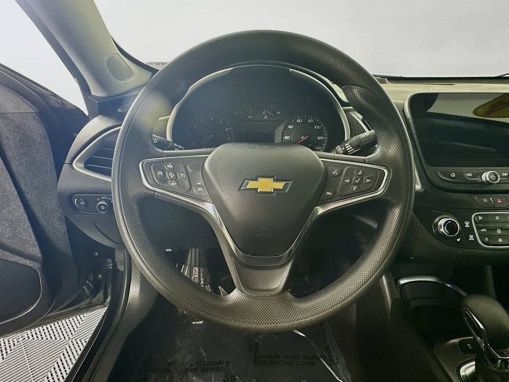 Used 2024 Chevrolet Malibu LT FWD image 17