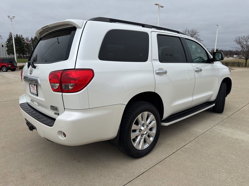 Used 2017 Toyota Sequoia Platinum image 3