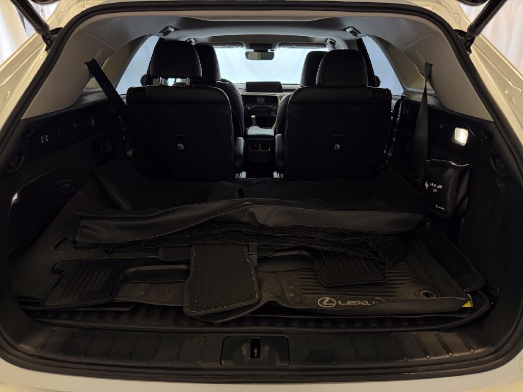 Used 2018 Lexus RX 450hL Premium w/ Premium Package AWD/4WD image 27