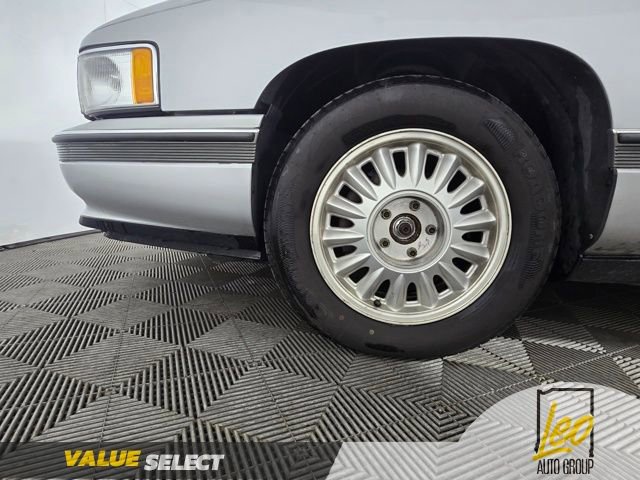 Used 1994 Cadillac De Ville Concours FWD image 19