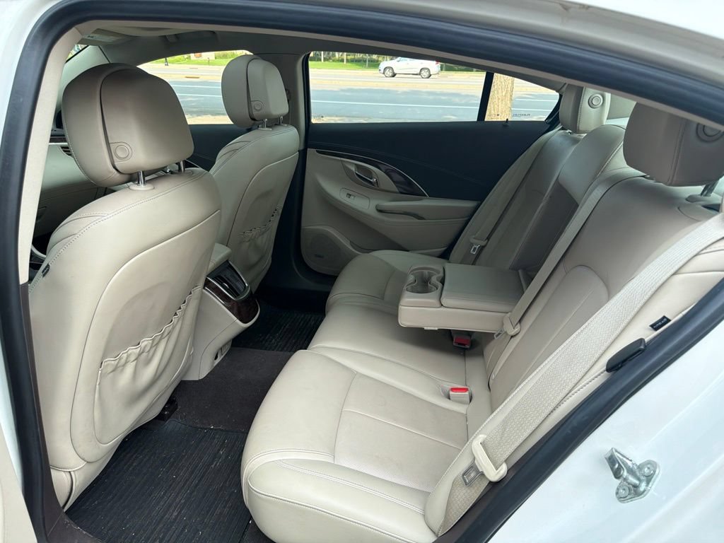 Used 2014 Buick LaCrosse Premium w/ Driver Confidence Package FWD image 11