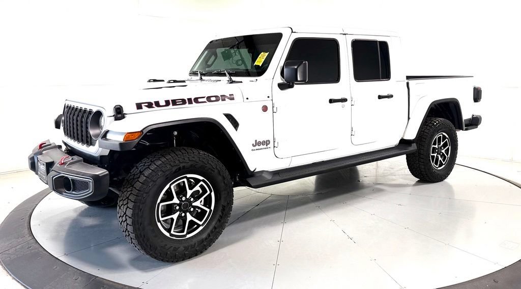 Used 2025 Jeep Gladiator Rubicon w/ Convenience Group AWD/4WD image 9