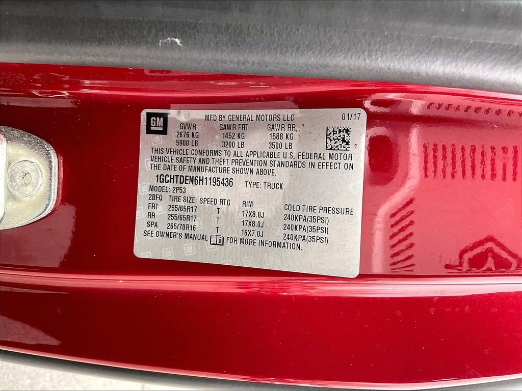 Used 2017 Chevrolet Colorado Z71 image 30