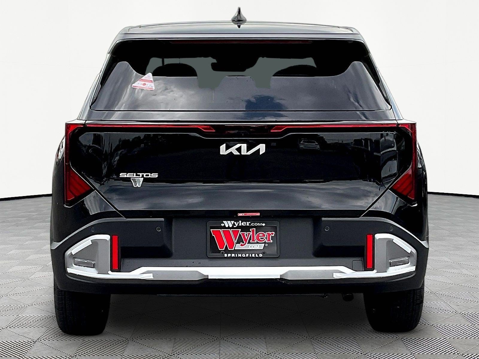 New 2027 Kia Seltos S FWD image 5