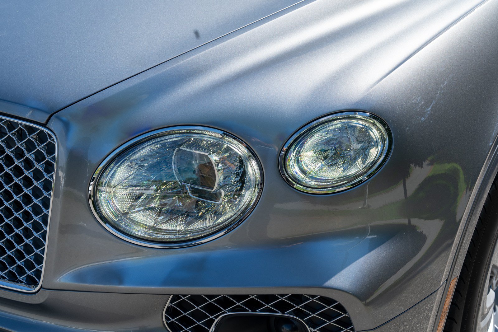 Used 2023 Bentley Bentayga AWD/4WD image 4