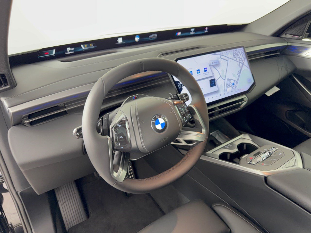 New 2027 BMW X5 xDrive40i w/ M Sport Professional Package AWD/4WD image 4