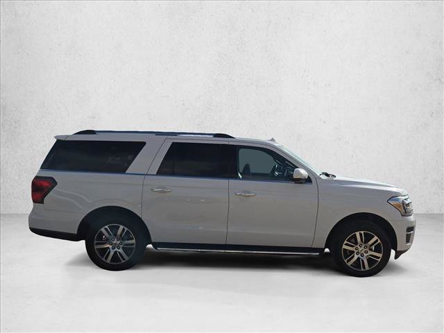 Used 2023 Ford Expedition Max Limited AWD/4WD image 4