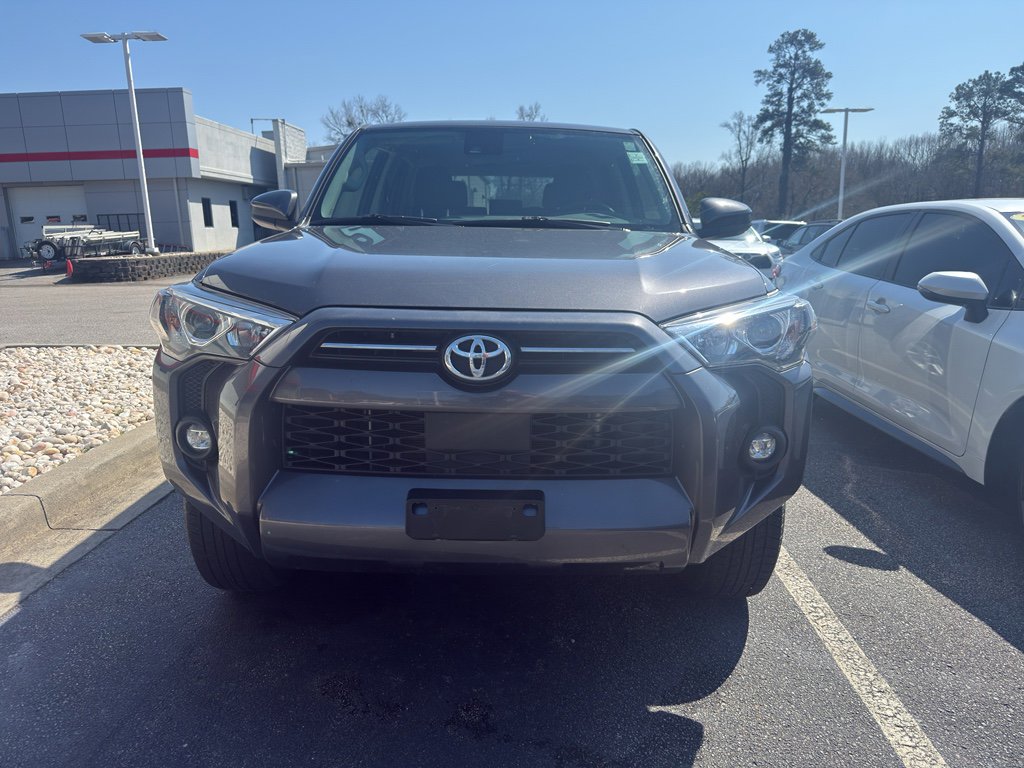 Used 2023 Toyota 4Runner SR5 image 3