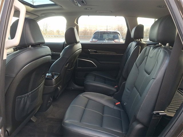 Certified 2022 Kia Telluride EX w/ EX Premium Package image 10