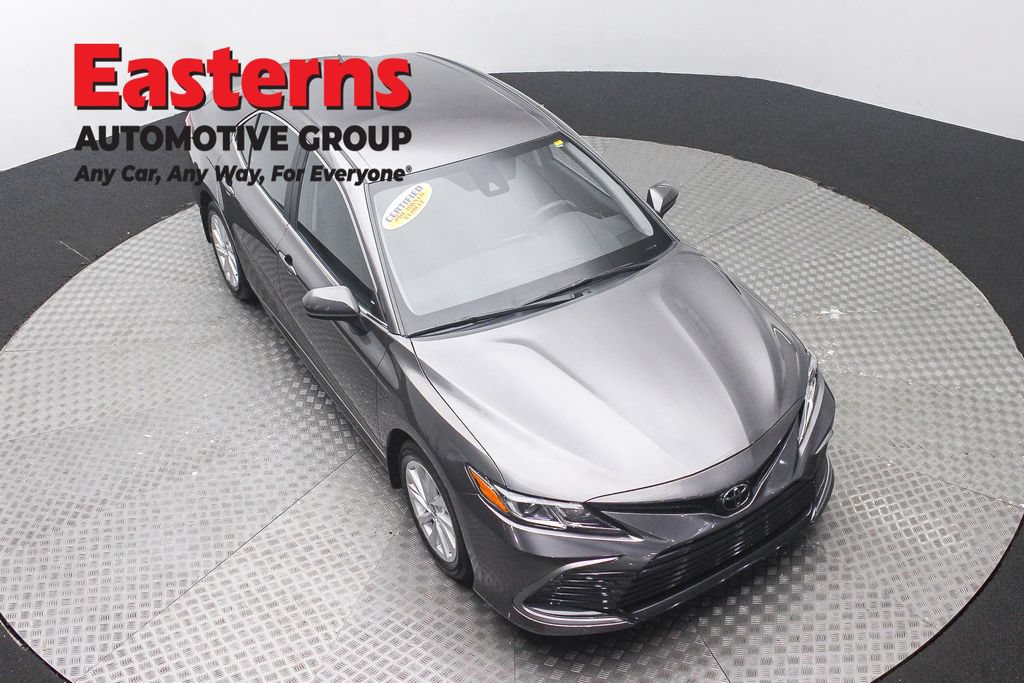 Used 2024 Toyota Camry LE FWD image 5