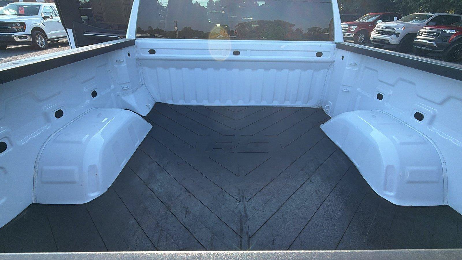 Used 2023 Chevrolet Silverado 1500 LT AWD/4WD image 10