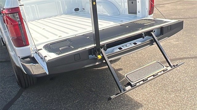 New 2025 Ford F150 XLT w/ Equipment Group 302A MID image 14