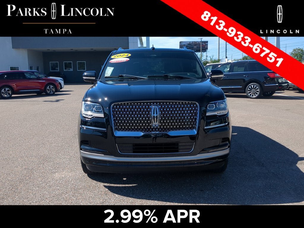 Certified 2024 Lincoln Navigator Reserve AWD/4WD image 2