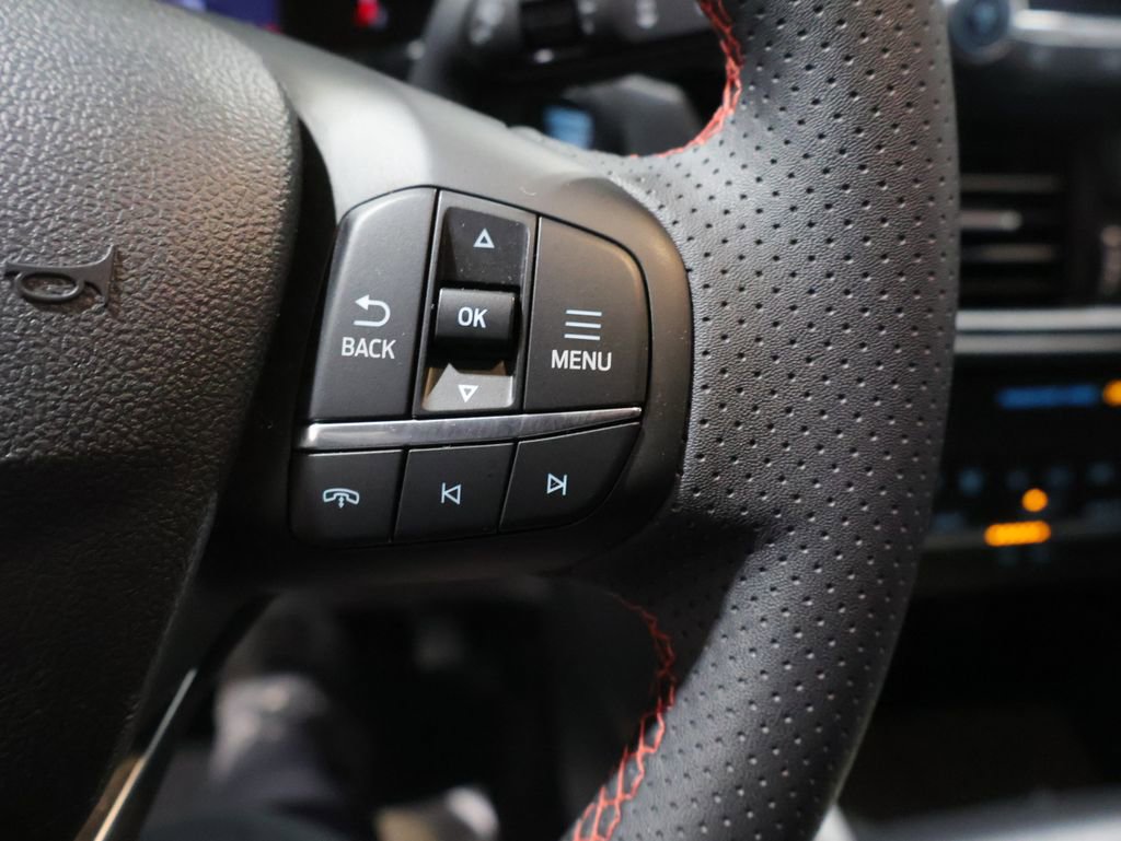 Used 2025 Ford Escape ST-Line image 33