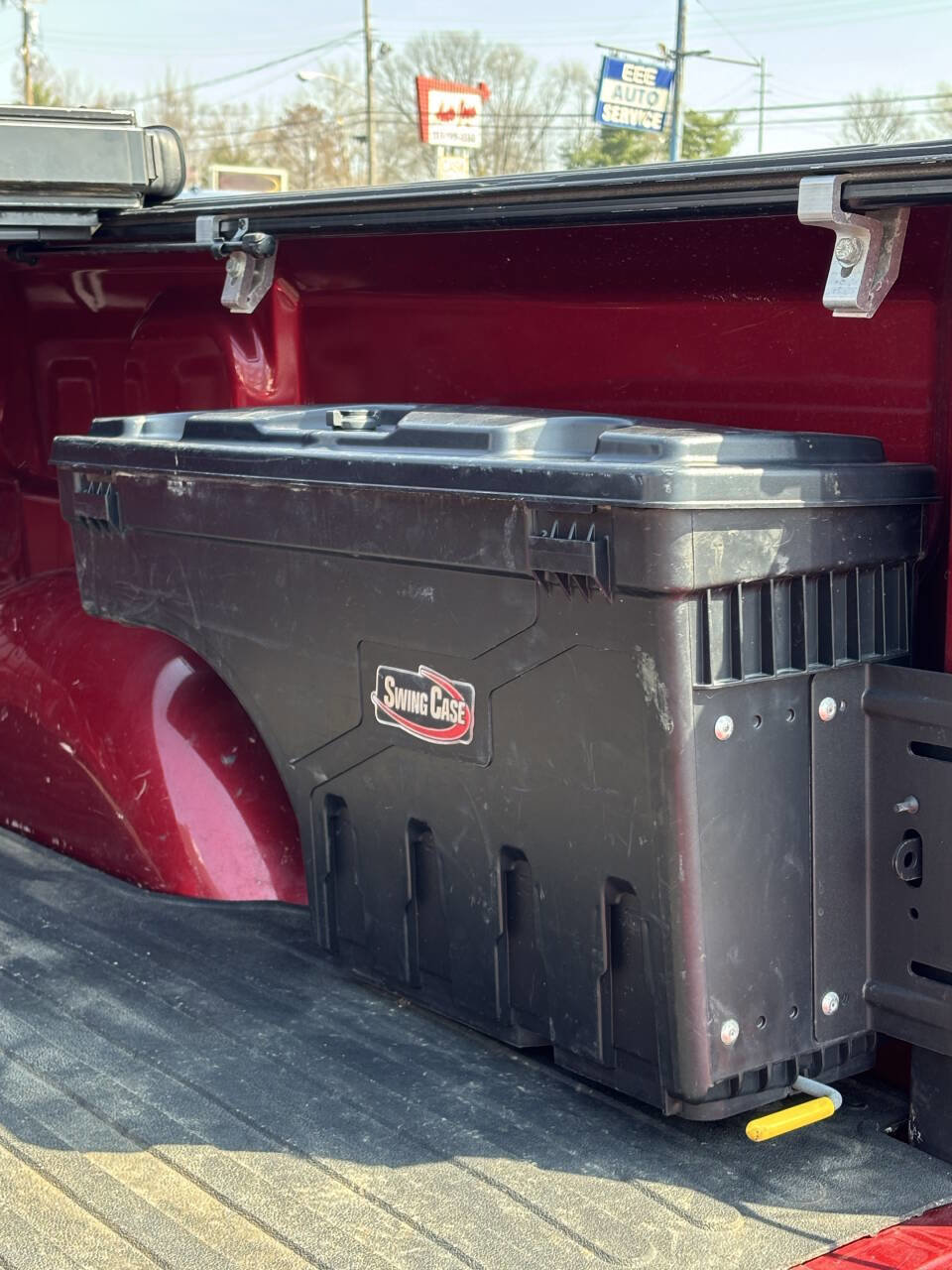 Used 2014 Ford F150 Platinum image 32