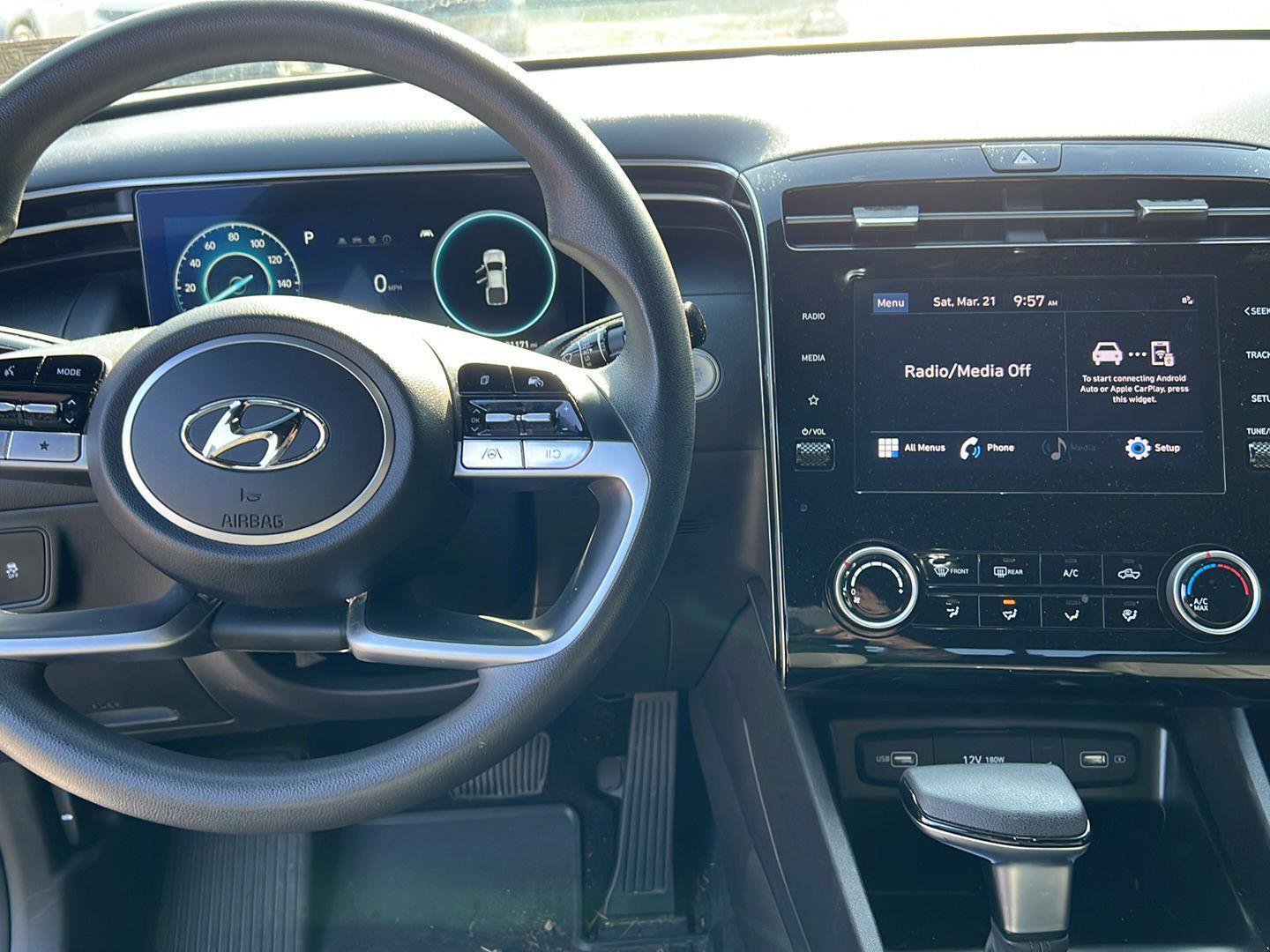 Used 2023 Hyundai Santa Cruz SEL w/ Activity Package image 12