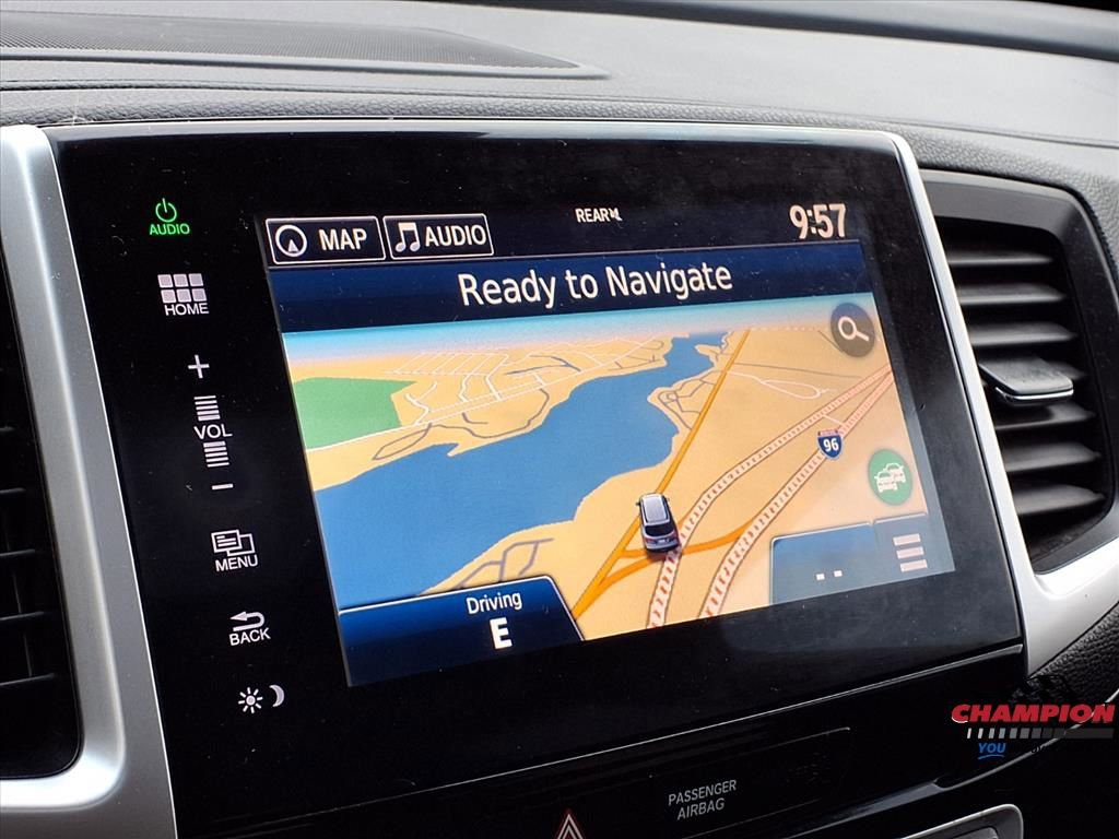 Used 2016 Honda Pilot Touring image 21