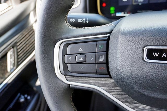 Used 2023 Jeep Wagoneer Series II w/ Premium Group I image 36