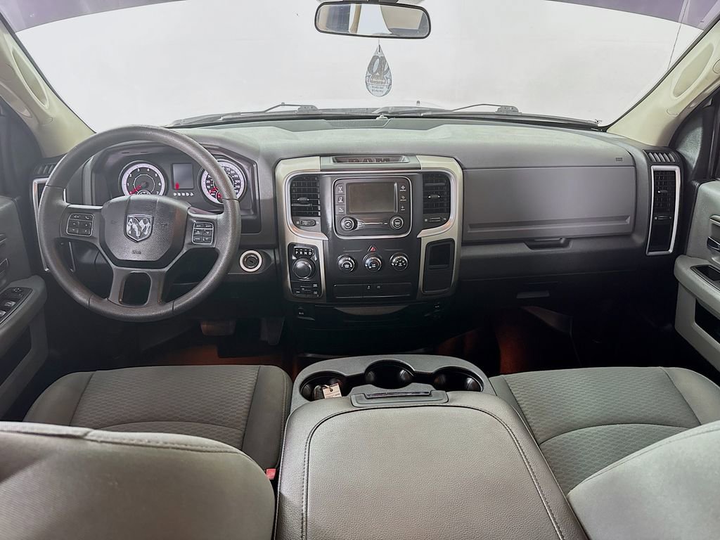 Used 2018 RAM 1500 Classic SLT AWD/4WD image 21