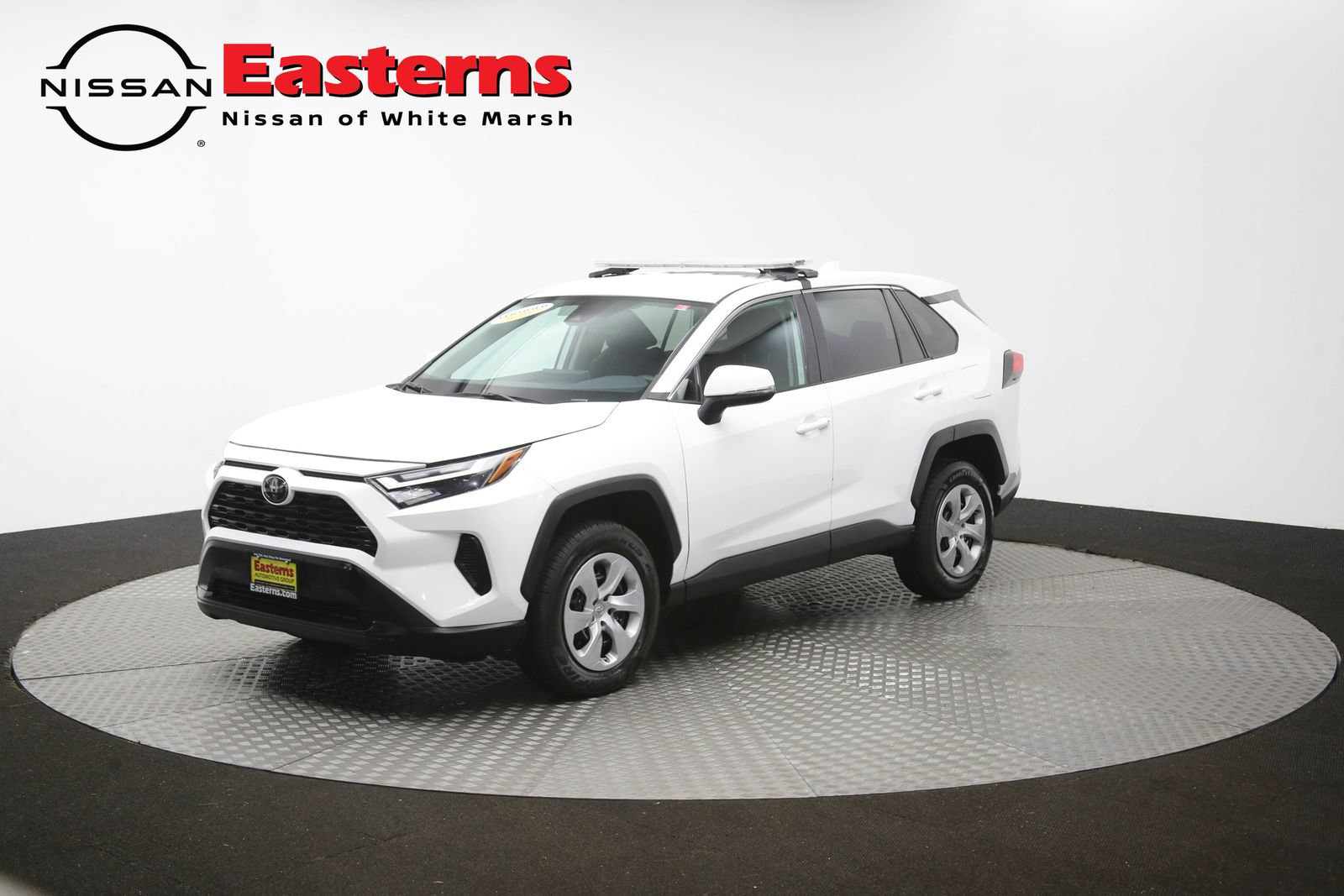 Used 2023 Toyota RAV4 LE AWD/4WD image 55