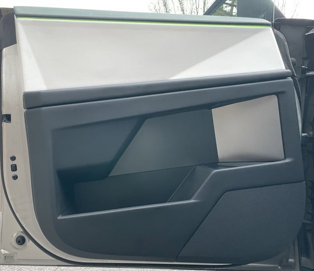 Used 2024 Tesla Cybertruck AWD Crew Cab image 14